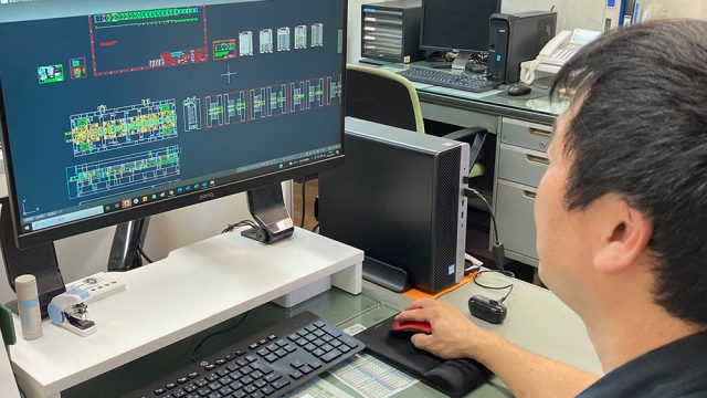金型設計・製作