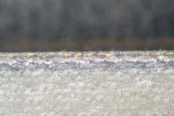 ガラエポ/PP　複合材切削断面　