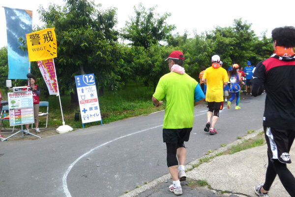 マラソン大会の暑さ指数計(WBGT測定器)