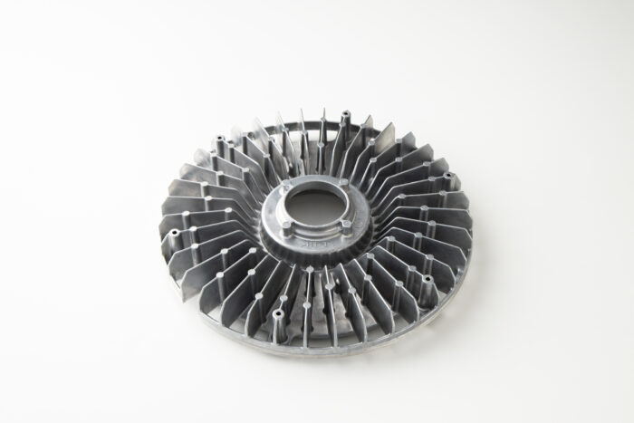 フィン薄肉化で実現する軽量化事例|HT-1材による高熱伝導製品